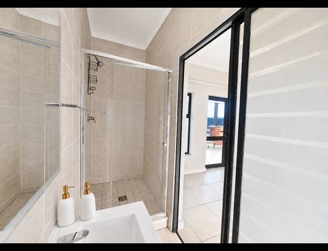 2 BEDROOM APARTMENT TO LET IN BALLITO CENTRAL